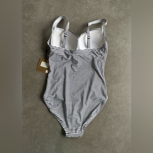 NIP TUCK Women’s SWIMSUIT TUMMY CONTROL ONE PIECE SIZE 6 - Picture 6 of 14